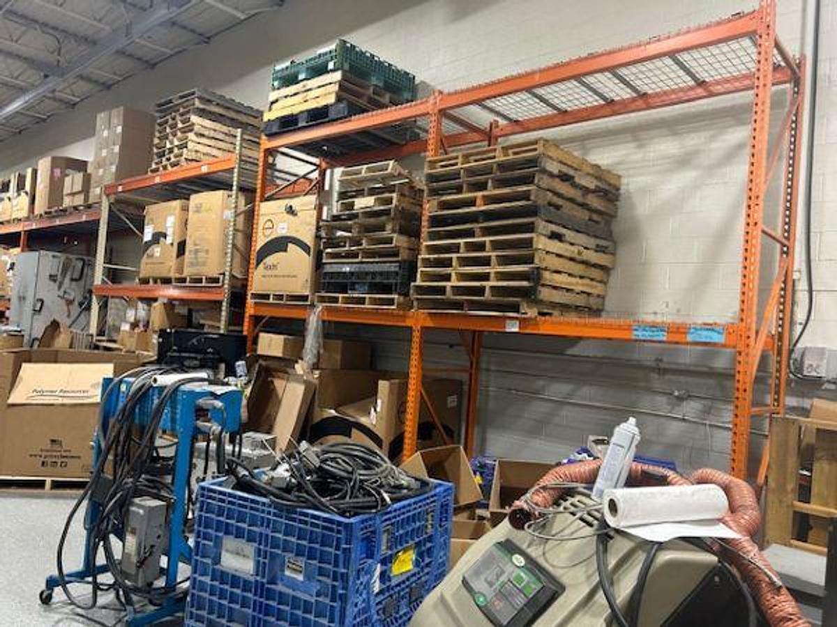 Used Pallet Racks & Shelves