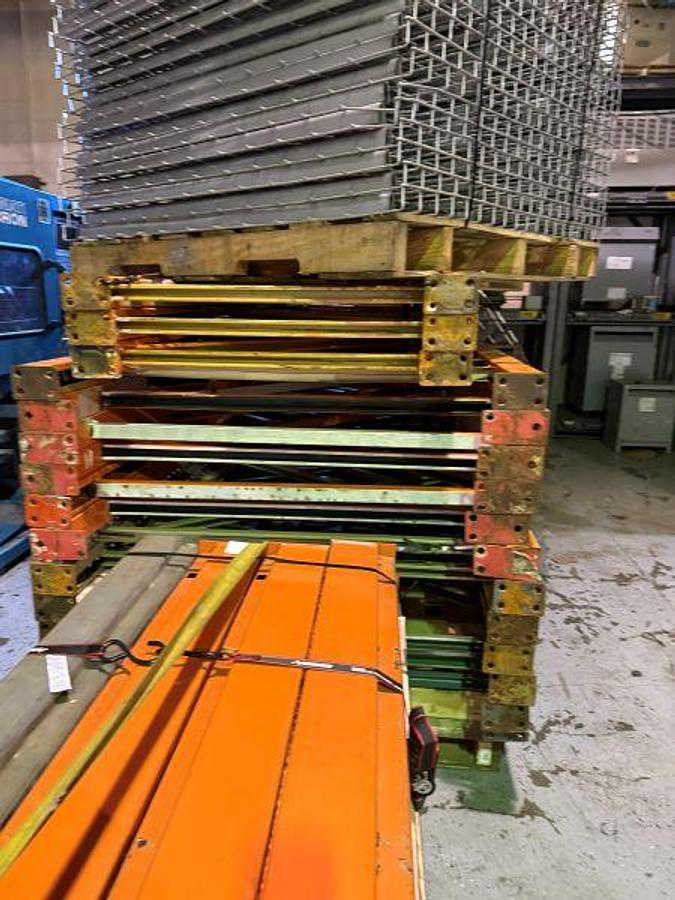 Used Pallet Racks & Shelves