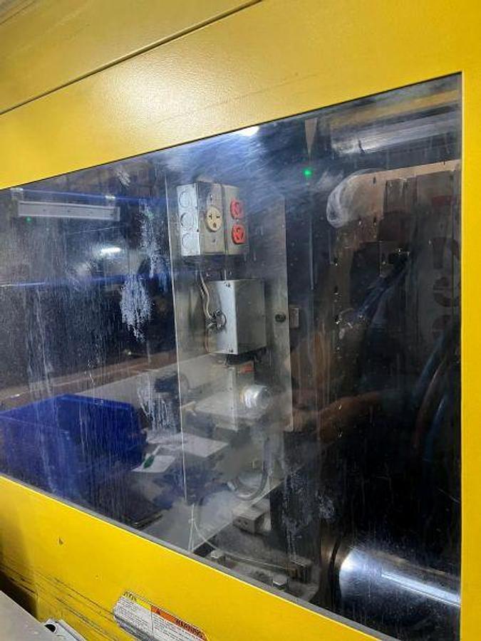 Used 275 Ton Milacron Roboshot Injection Mold Machine