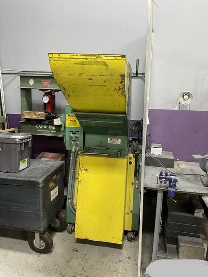 Used Foremost AHD-6 Granulator