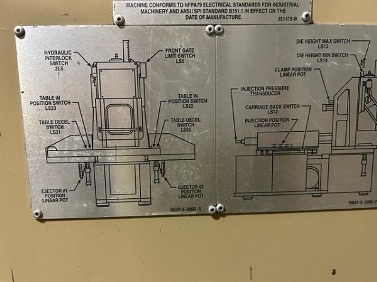 Used 125 Ton Newbury Shuttle Molding Machine