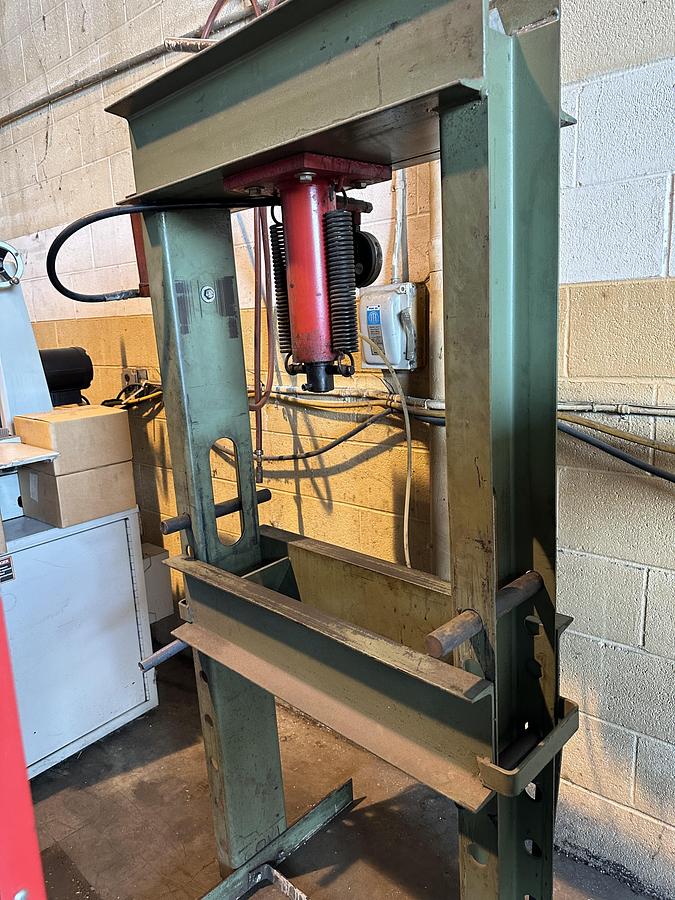 Used Carolina H-Frame Hydraulic Press