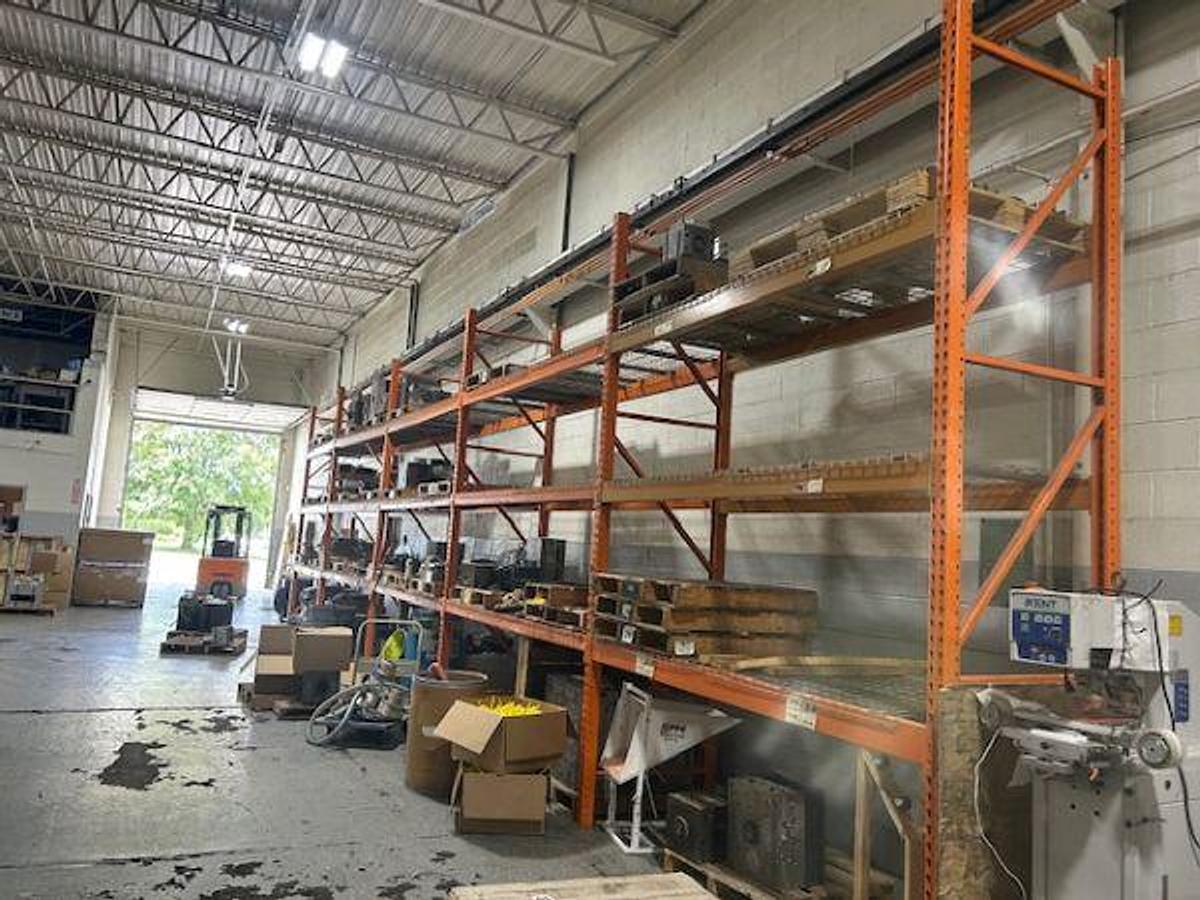 Used Pallet Racks & Shelves