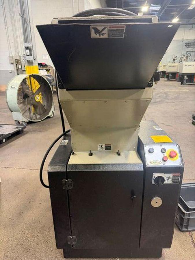 Used Conair NCF814 Granulator