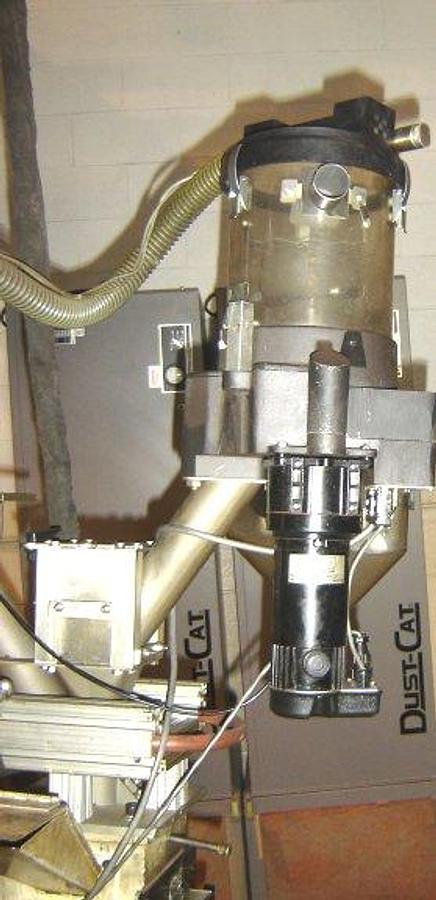 Used Plastrac GF-402 Gravimetric Blender