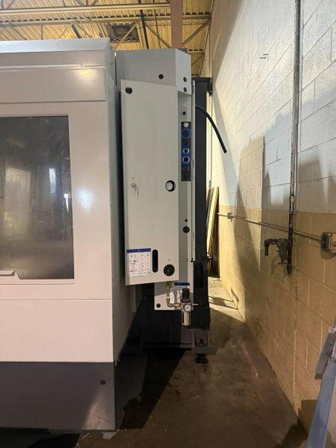 Used Haas VM-6 CNC Vertical Machining Center