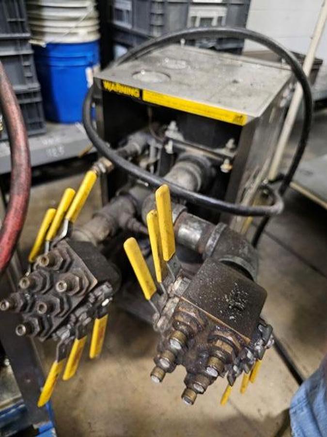 Used Advantage Temperature Controller