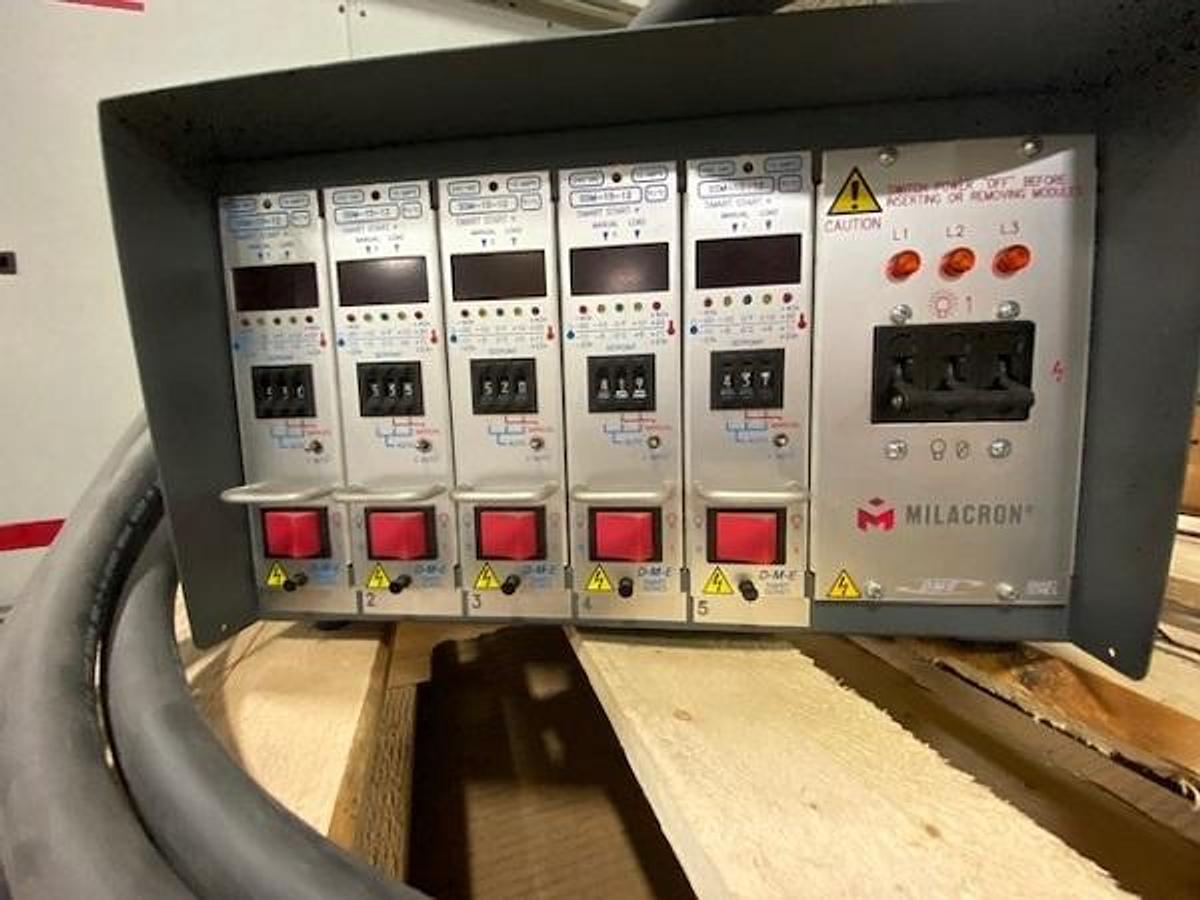 Used Milacron (DME) 5 Zone Hot Runner Control