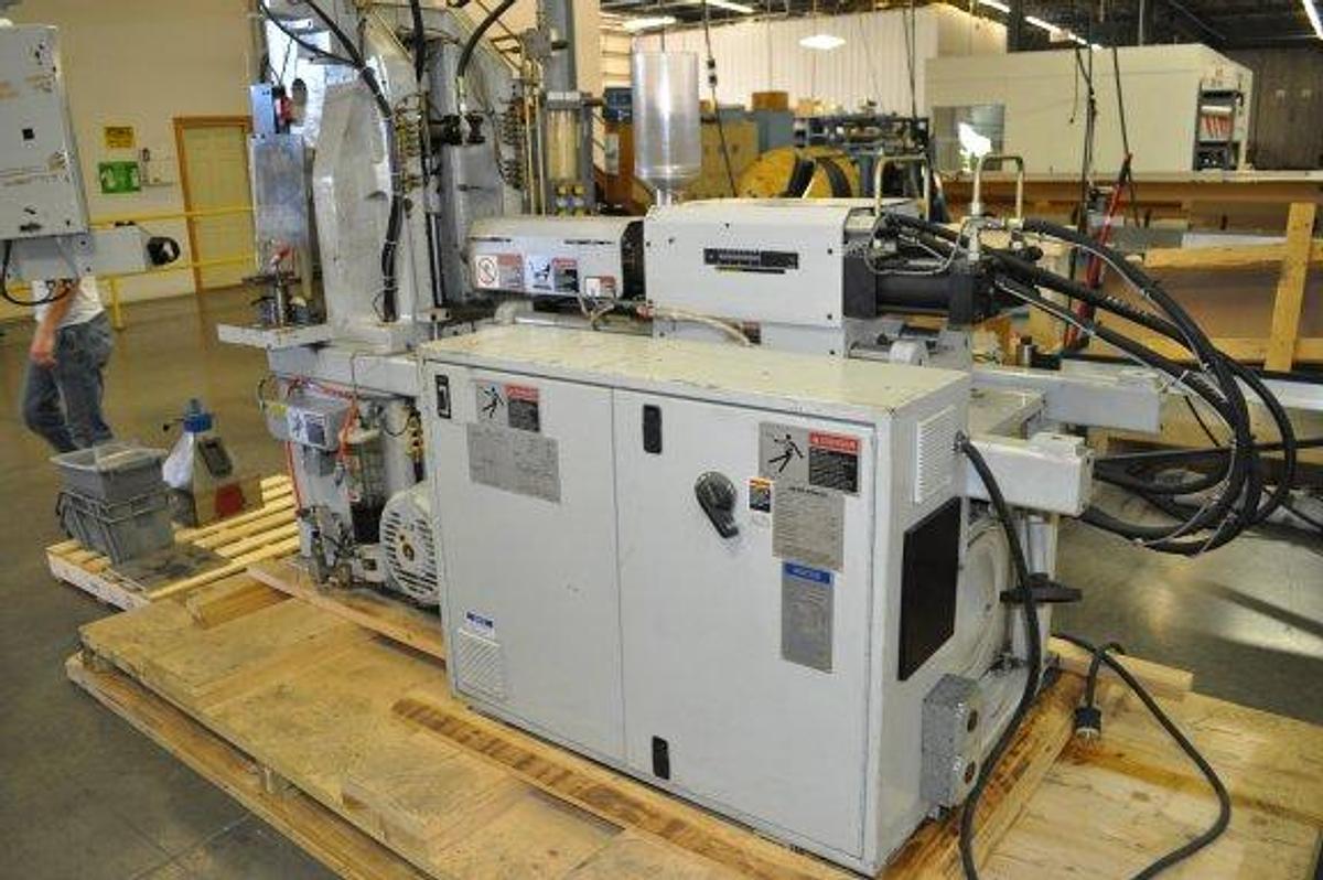 Used 30 Ton Van Dorn/Newbury Vert. Mold Mach