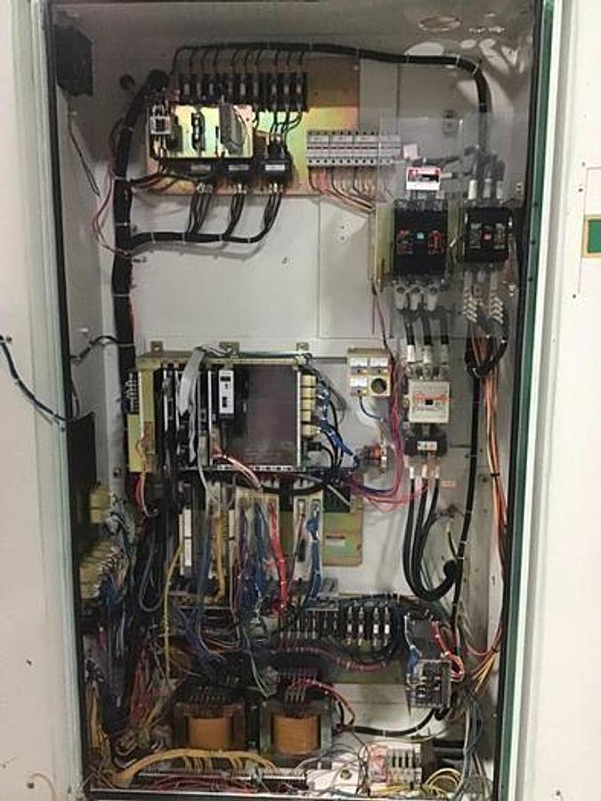 Used 308 Ton Toshiba Injection Mold Machine