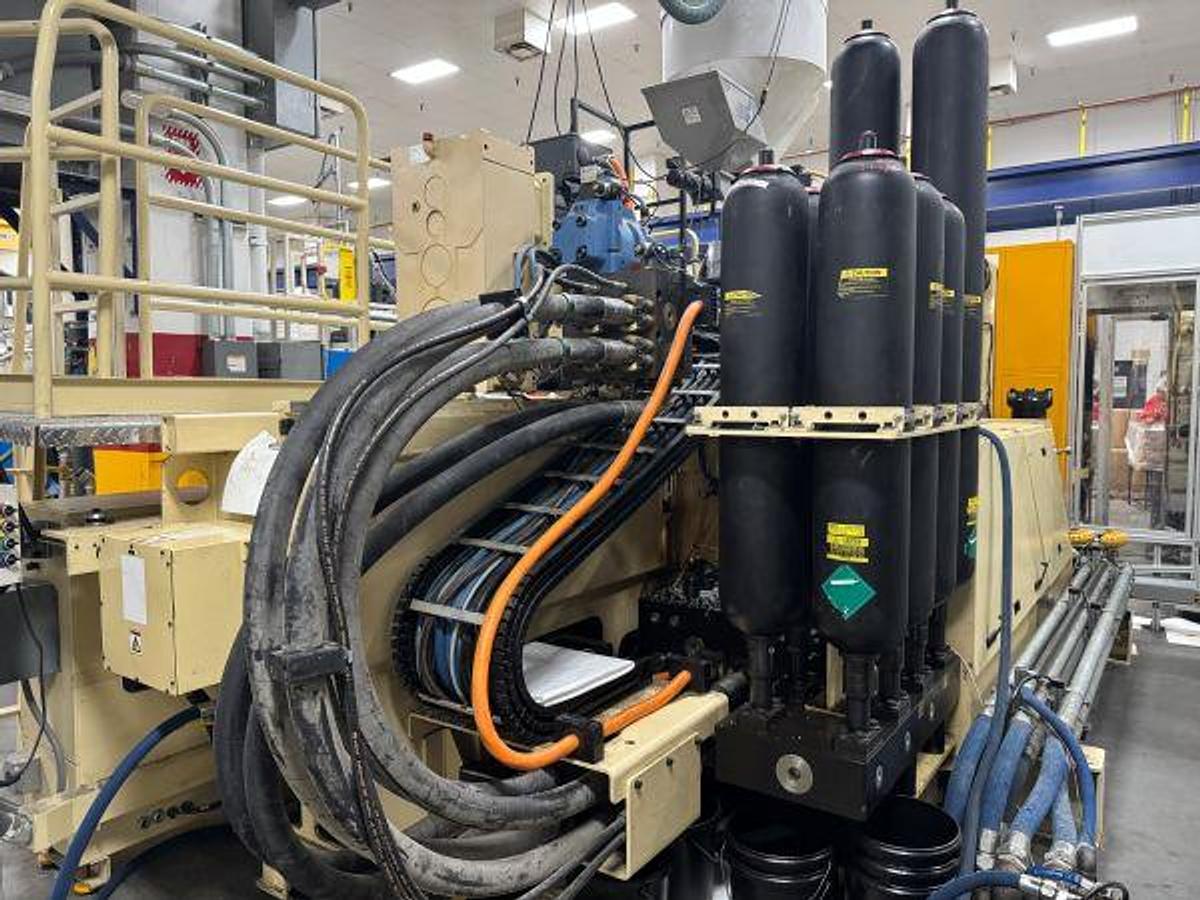 Used 600 Ton Husky Hy Electric Injection Mold Machine