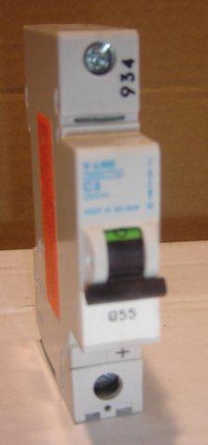 Used GE CIRCUIT BREAKER V-LINE C6