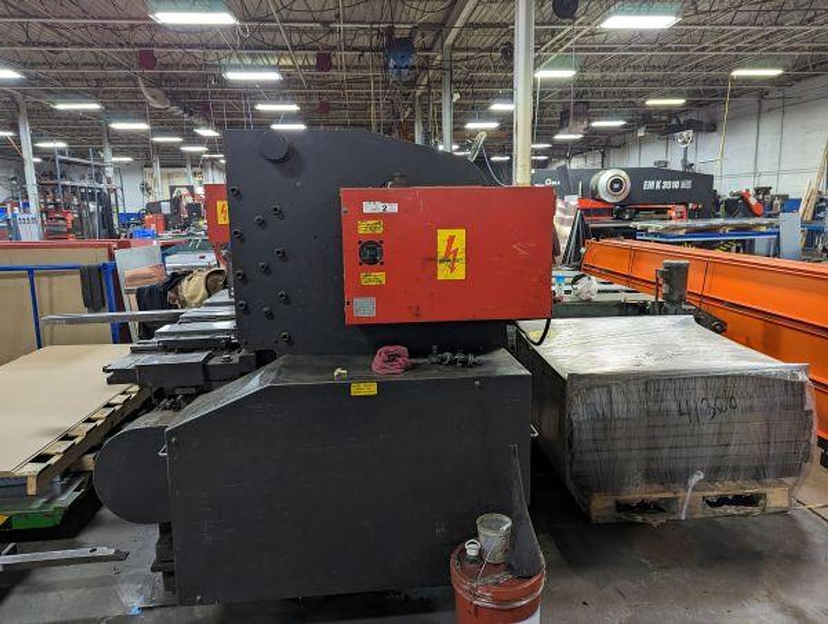 Used Amada M3060 Power Squaring Shear w/Programmable Back Gauge