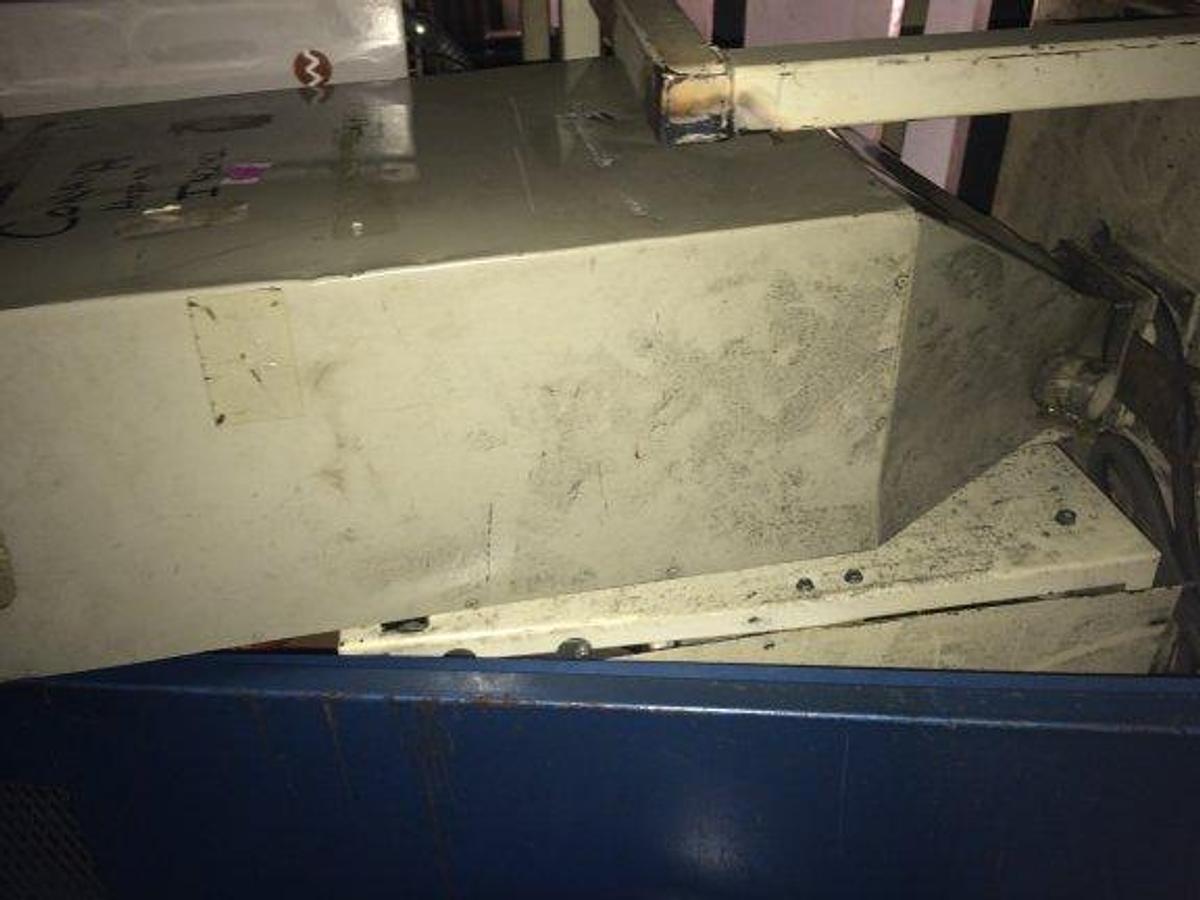 Used Conair 35 lb. Insulated Drying Hopper