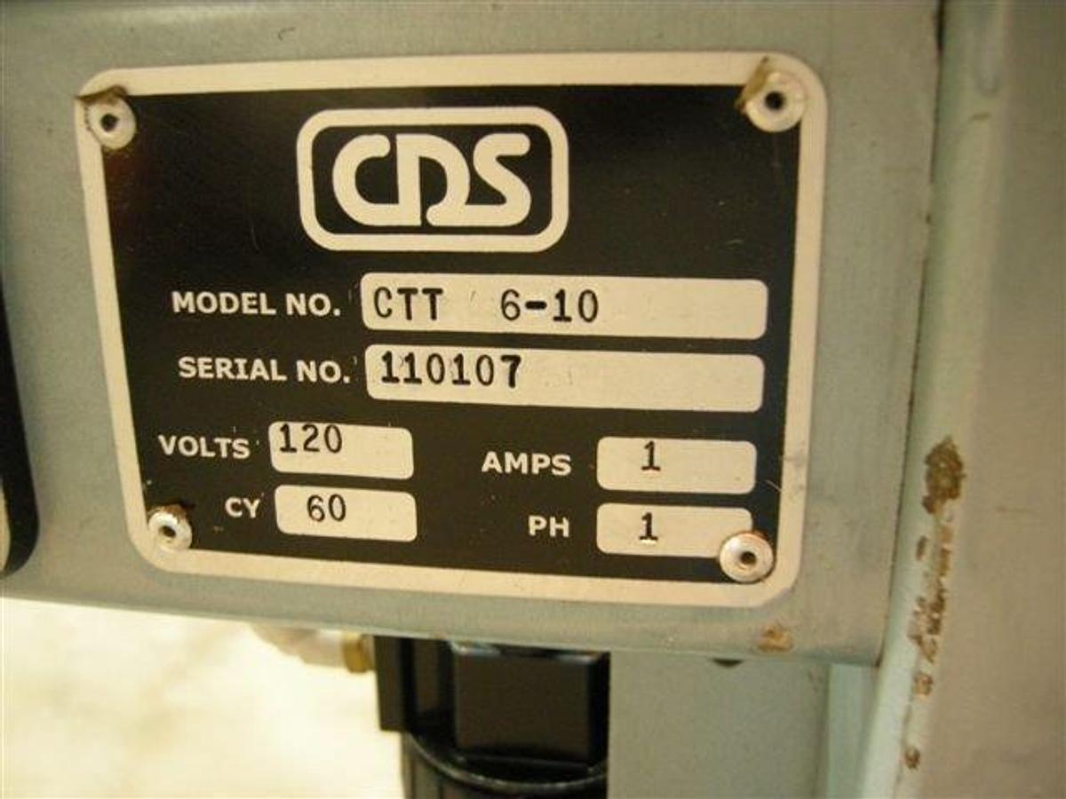 Used Mould-Tek Additive Feeder