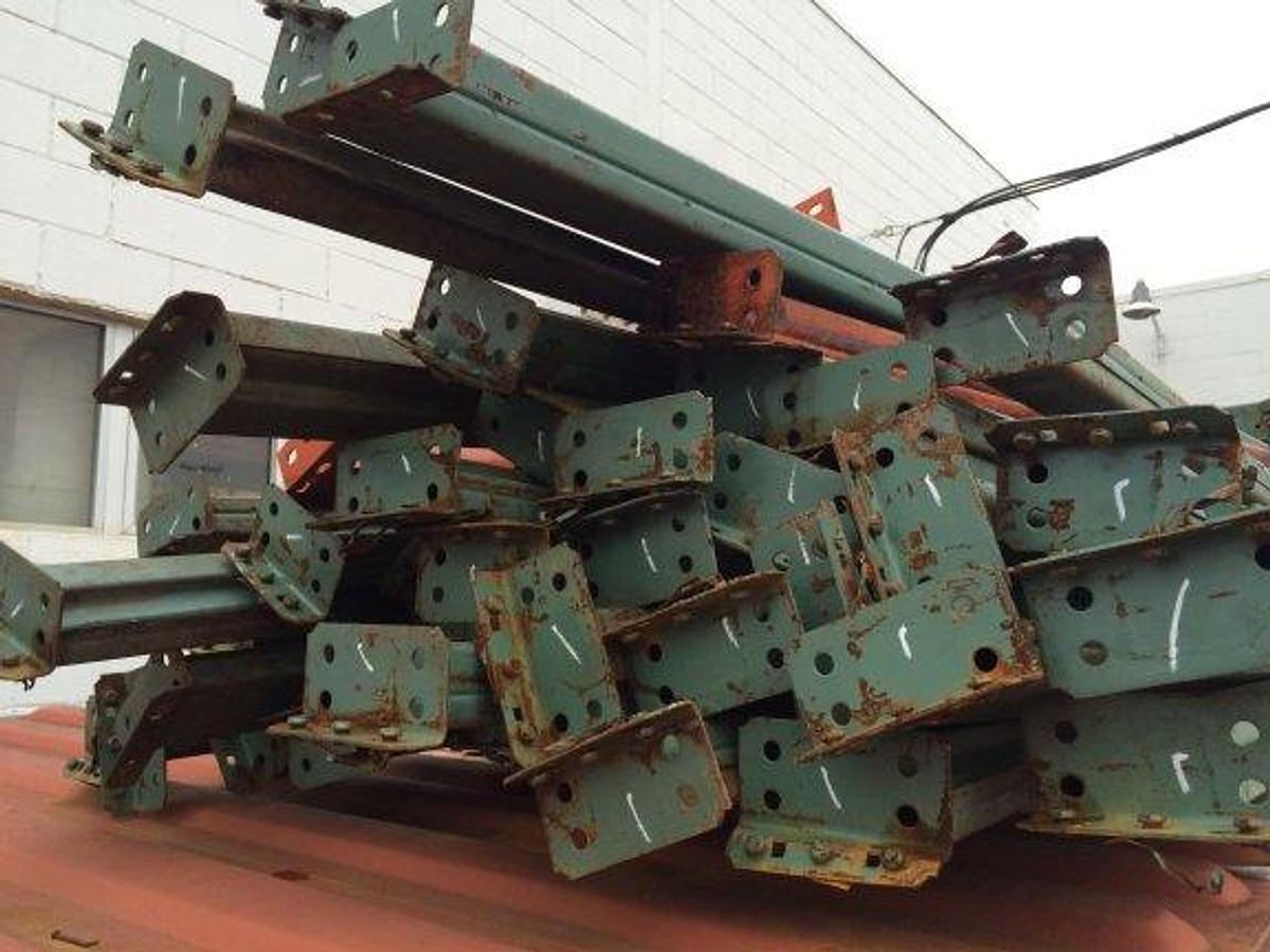 Used Shelving w/uprights