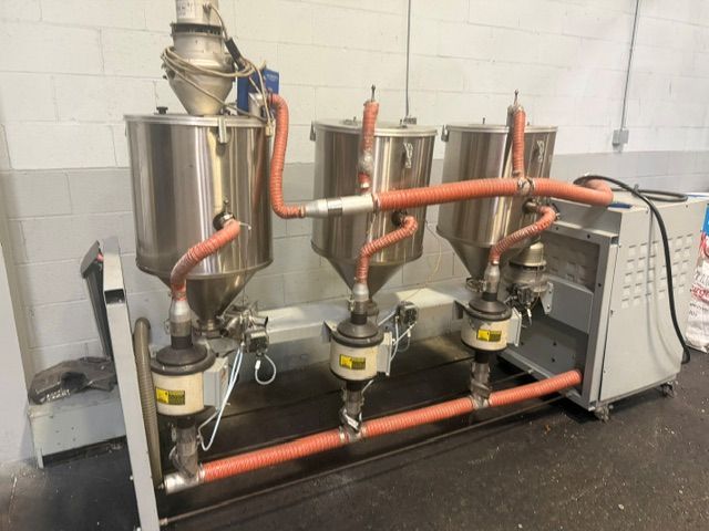 Used Motan Dryer w/3 50 lb. Hoppers mounted on cart