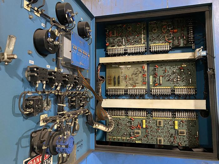 Used PILLAR 500 LB LIFT SWING FURNACE AB5102-5017 MARK8 (Sale Pending)