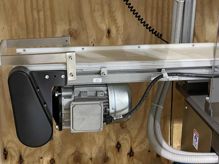 Used 2015 FANUC LRMATE 200ID ROBOTIC LABELING CELL