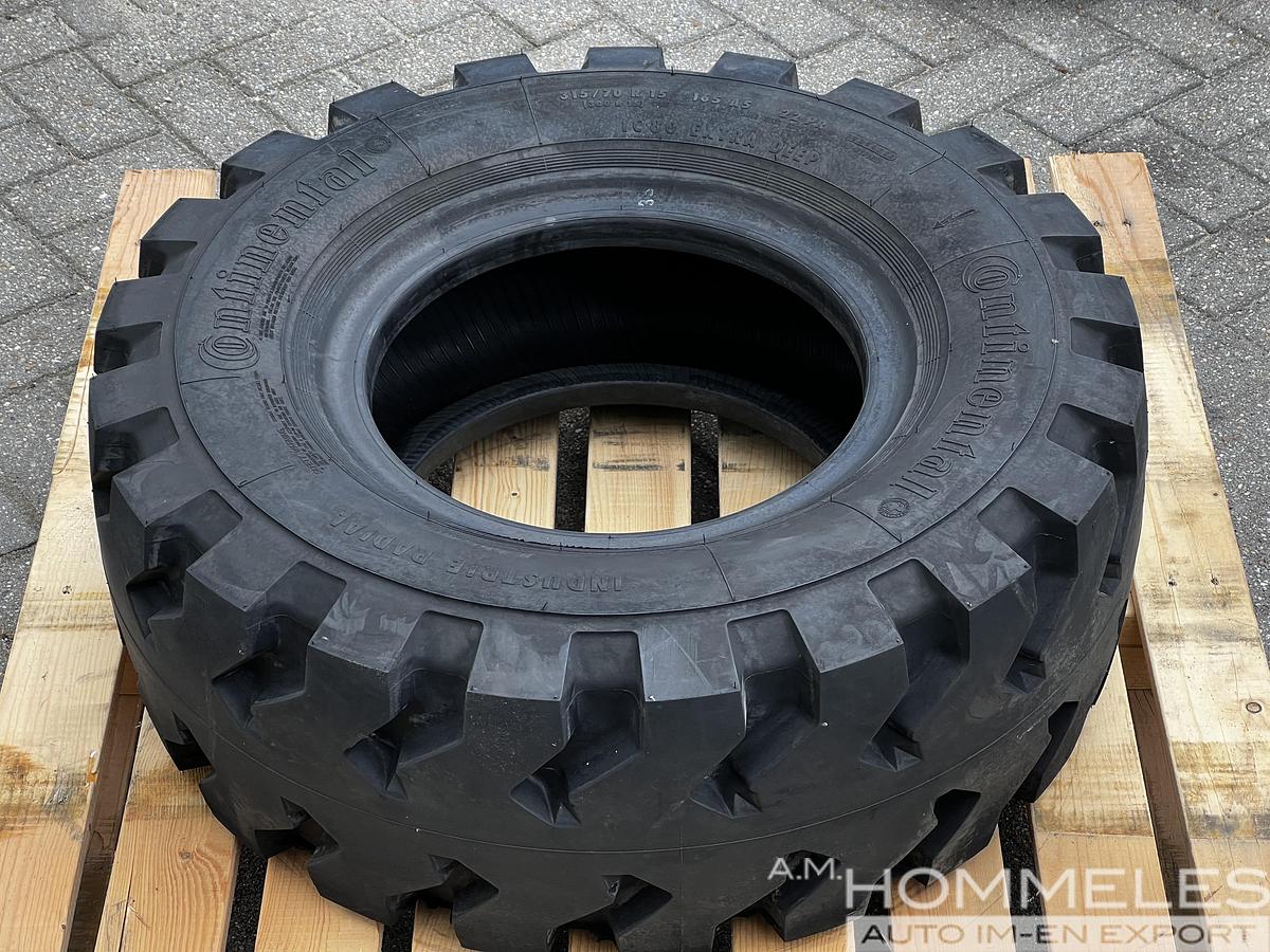 Continental 315/70R15 (300-15)  22PR