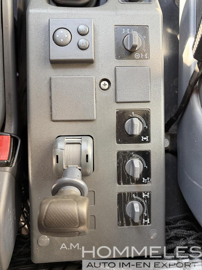 Used Iveco Eurocargo 140E24 4X4 with DAUTEL tail lift