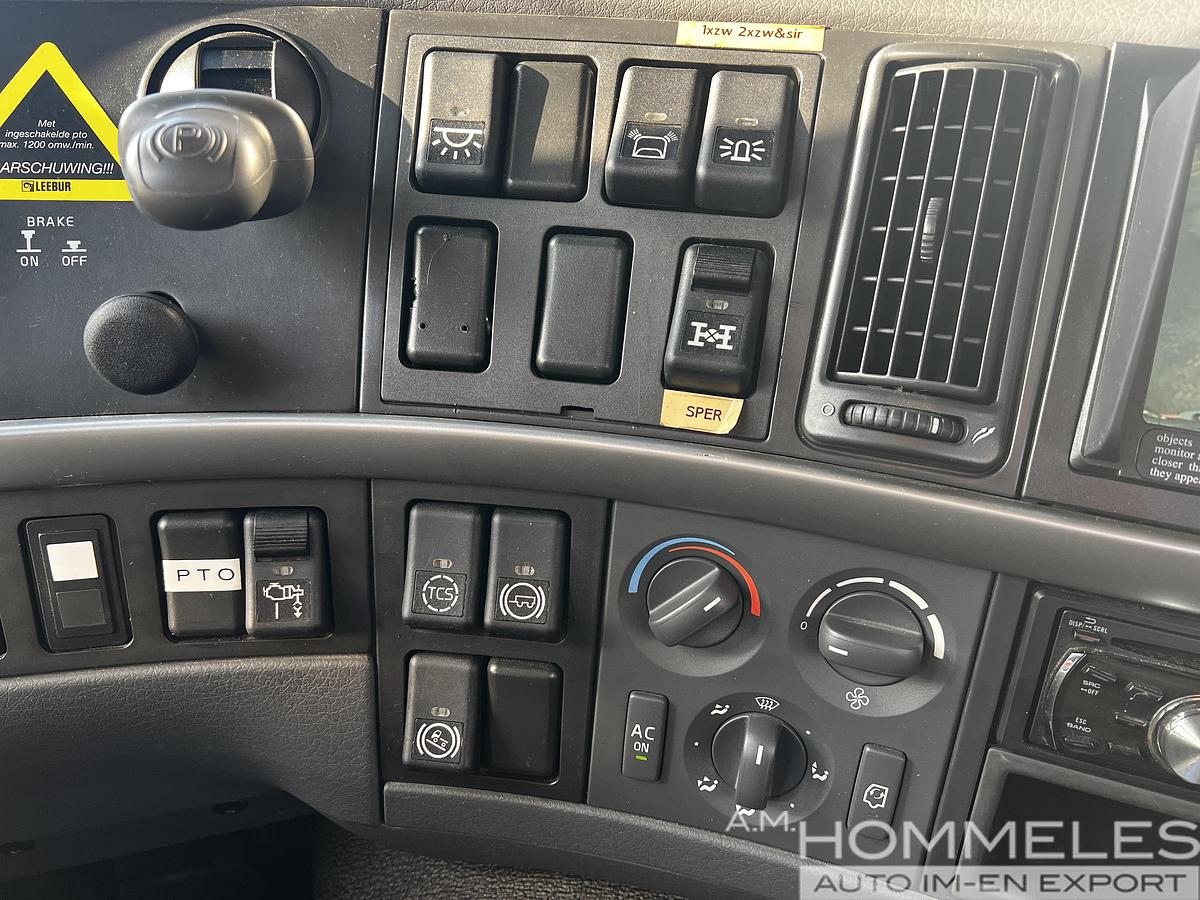 Used VOLVO FM 330 6X4, Multilift, EUR 5