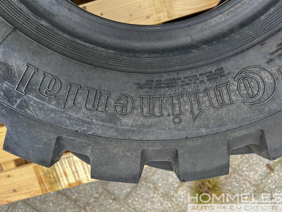 Continental 315/70R15 (300-15)  22PR