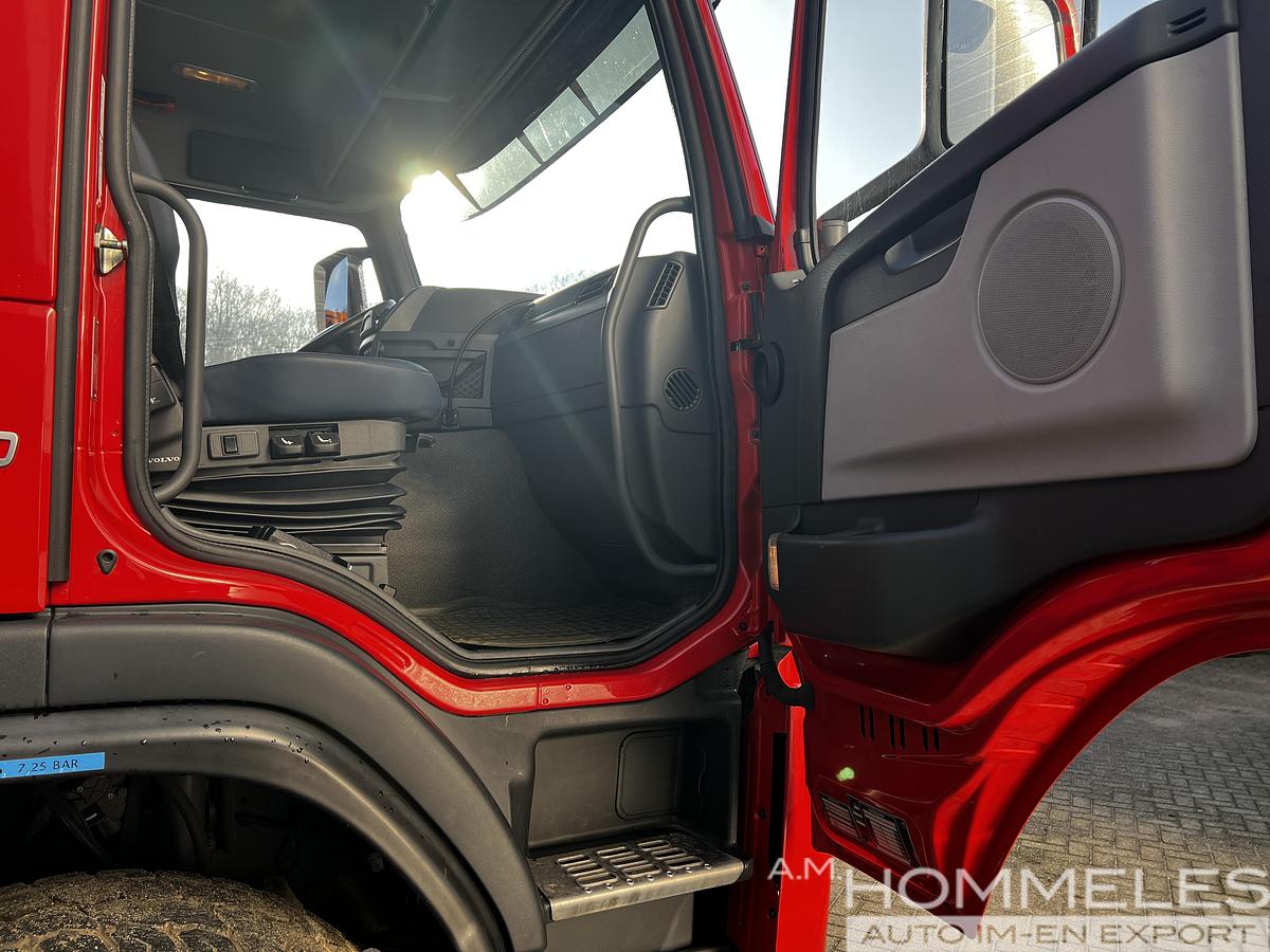 Used VOLVO FM 330 6X4, Multilift, EUR 5