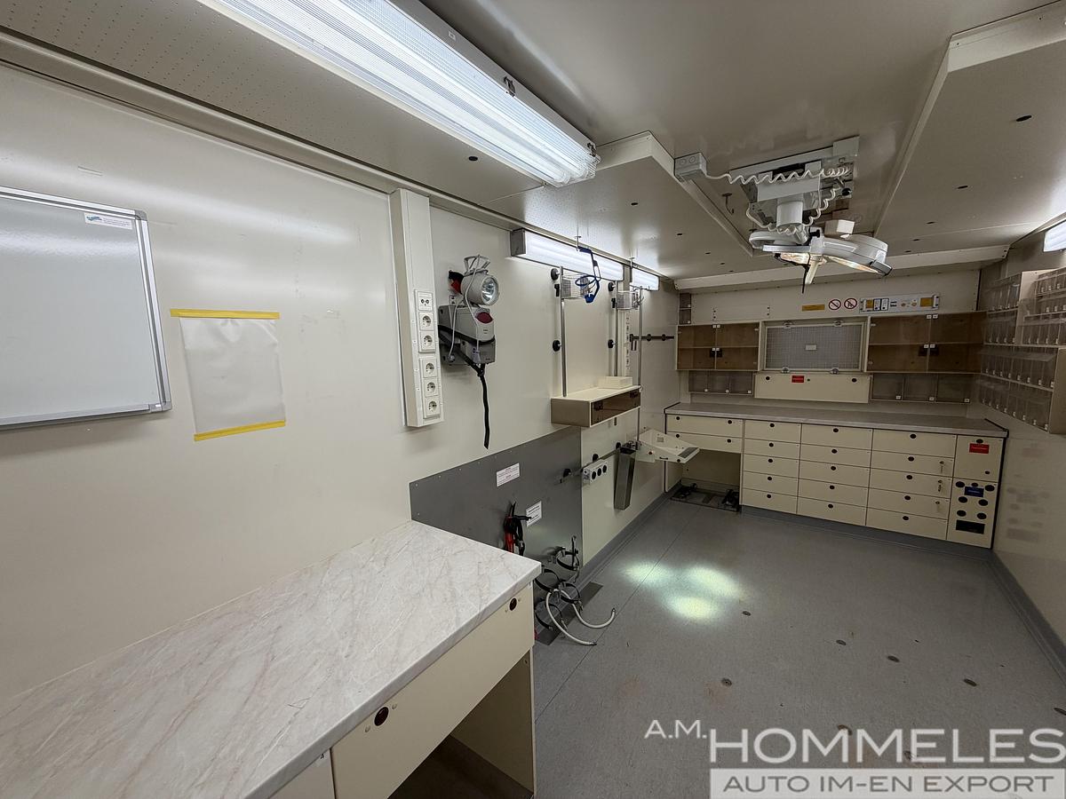 Used Role 1 Medical Treatment Container – Mobile Field Medical Unit