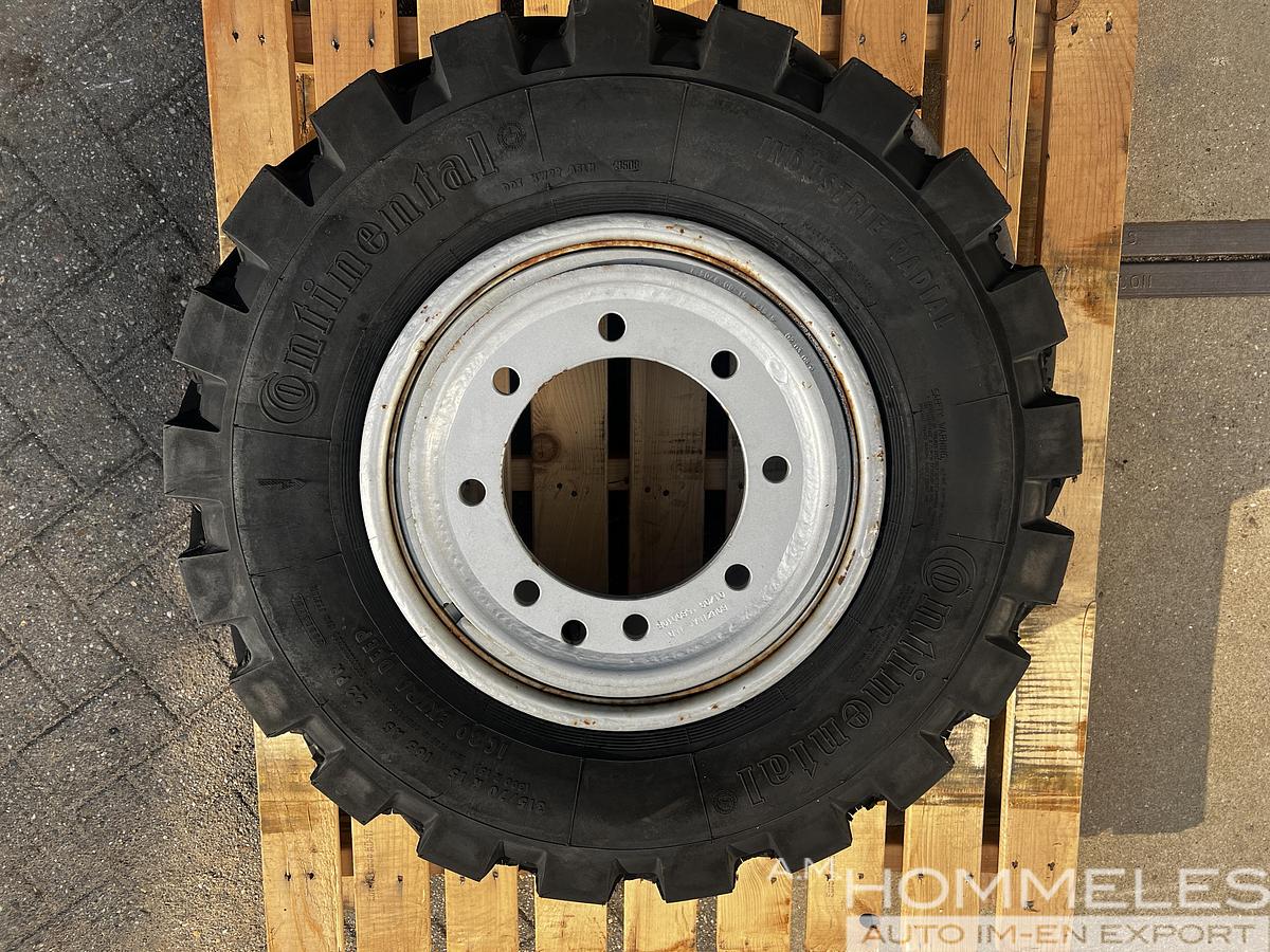 Used Wheel 315/70R15 (300-15) 22PR