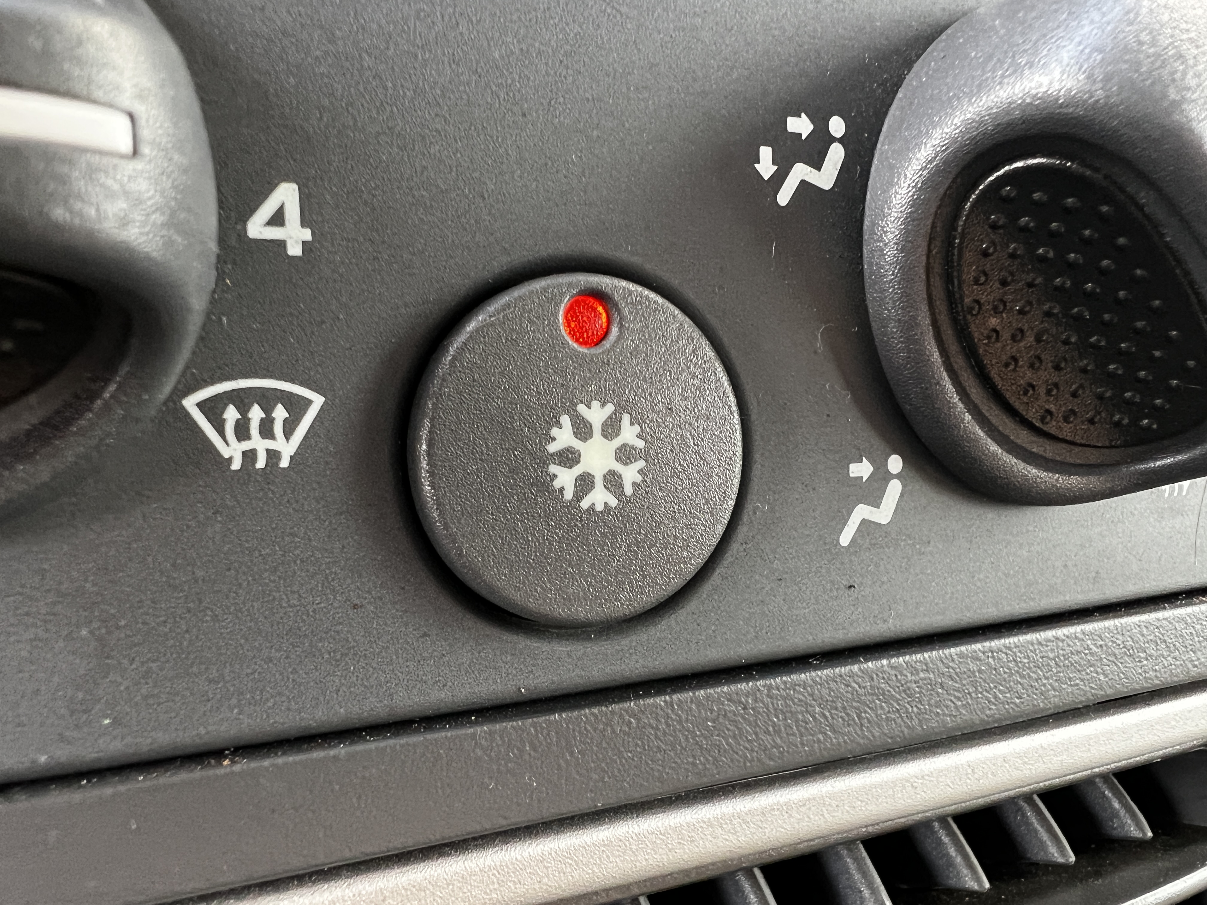 Used Iveco Eurocargo 140E24 4X4