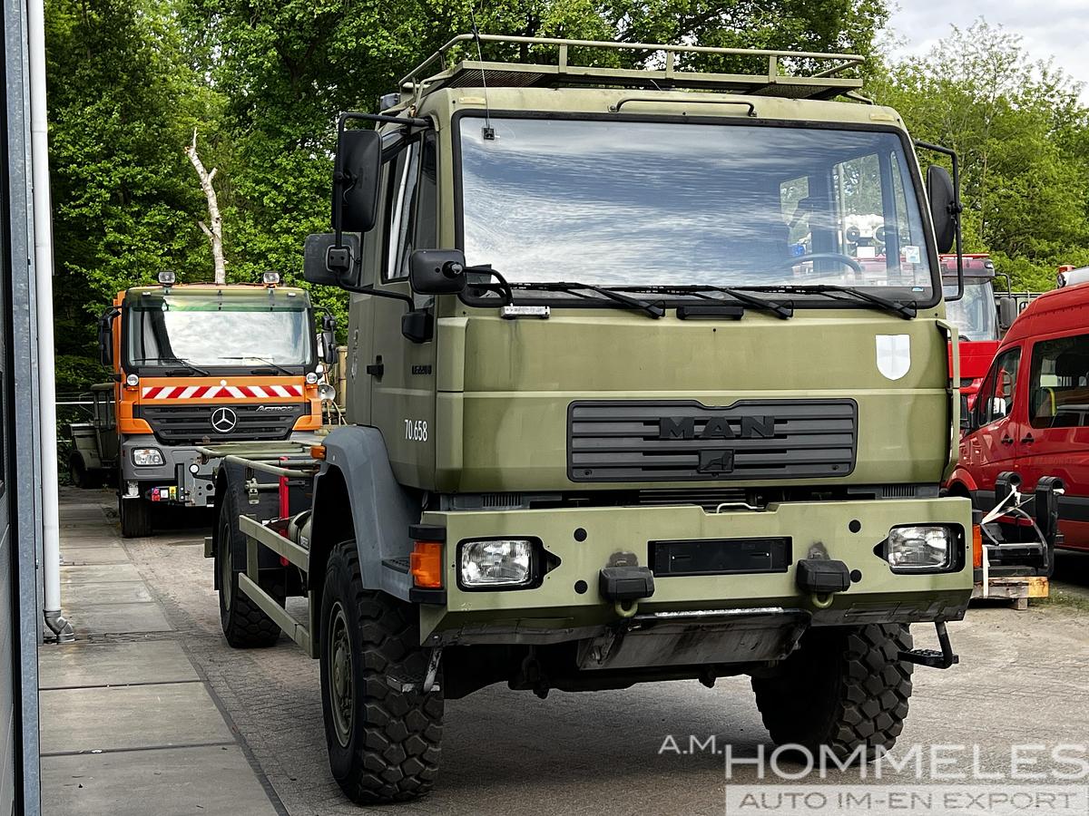 Used 2003 MAN 18.225 LAC 4x4