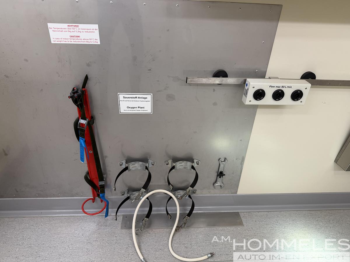 Used Role 1 Medical Treatment Container – Mobile Field Medical Unit