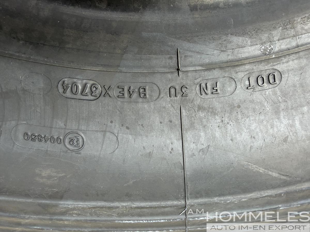 MICHELIN XZL 335/80R20