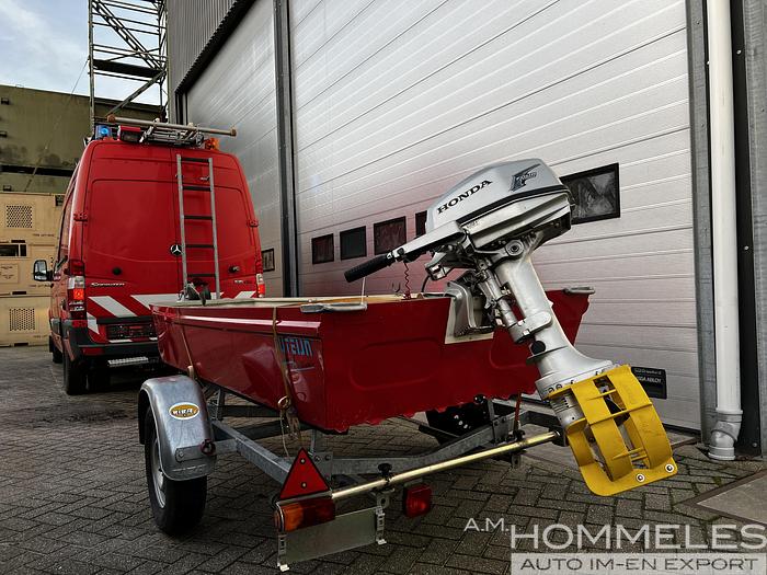 Used Mercedes-Benz Sprinter 515 CDI  water accident vehicle