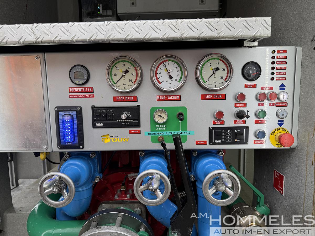 Used Mercedes-Benz 1329 F
