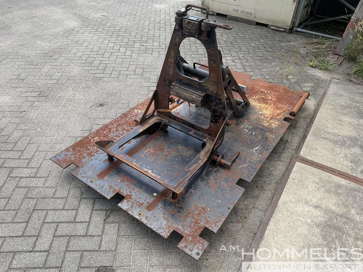 Used Transport support for the ICE vibratory hammer