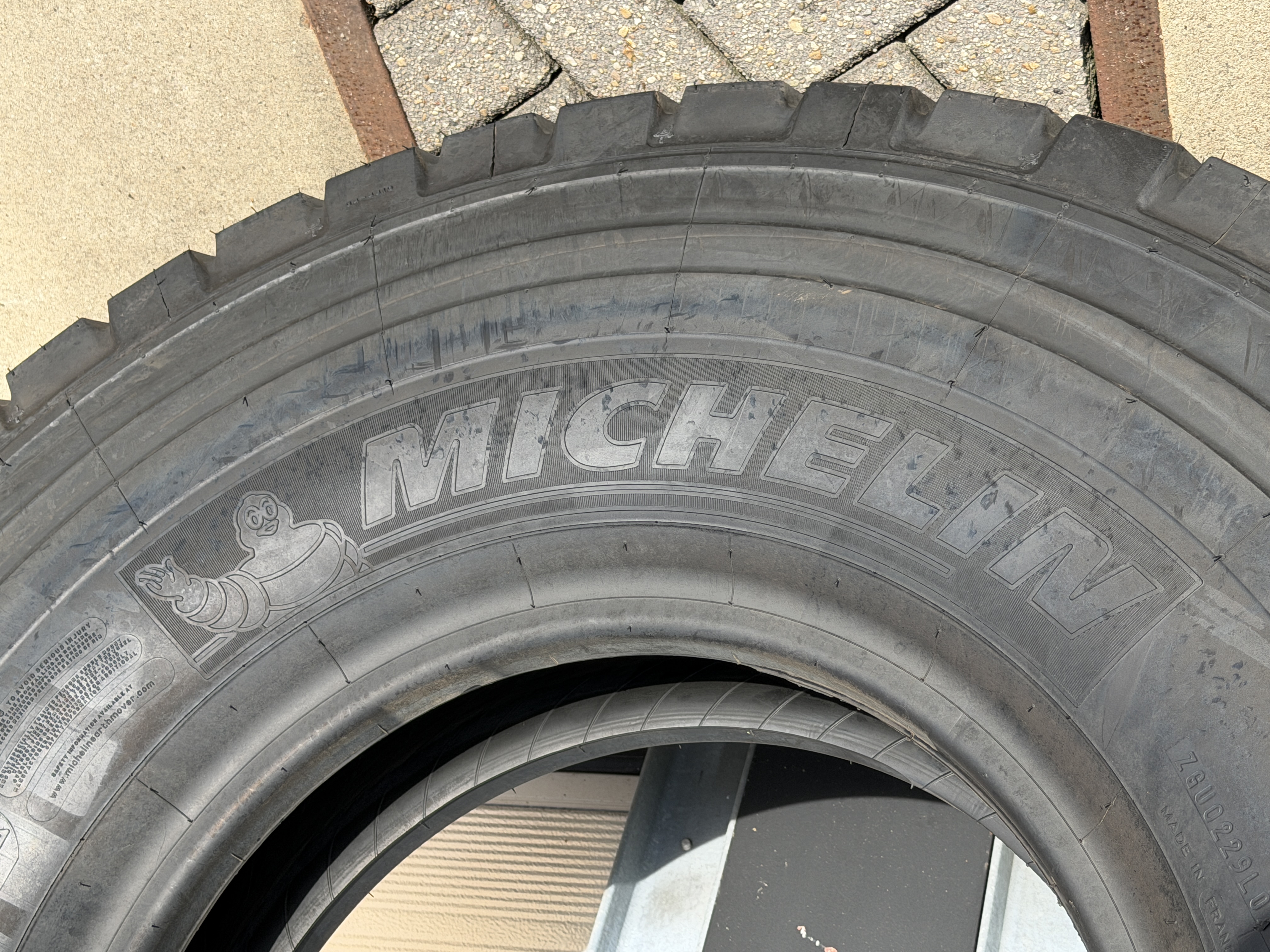 2018 MICHELIN X-CRANE AT 385/95R24