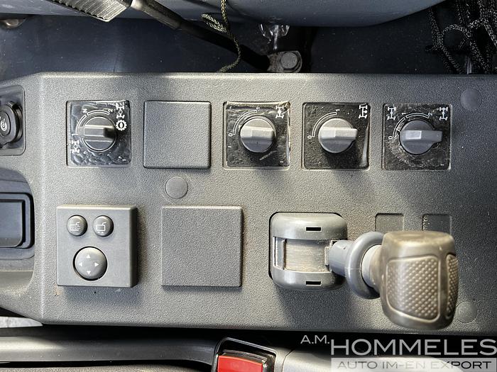 Used 2009 Iveco 100E22 4x4