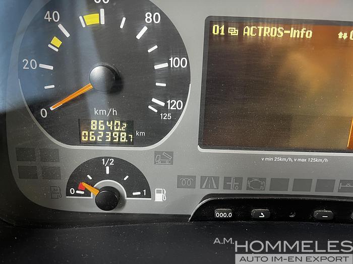 Used 2006 Bucher Municipal STKF 9500 4X4
