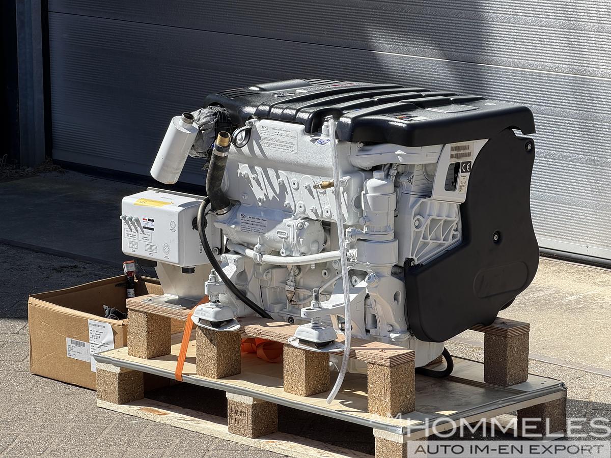 2023 Mercury  MR504LB3