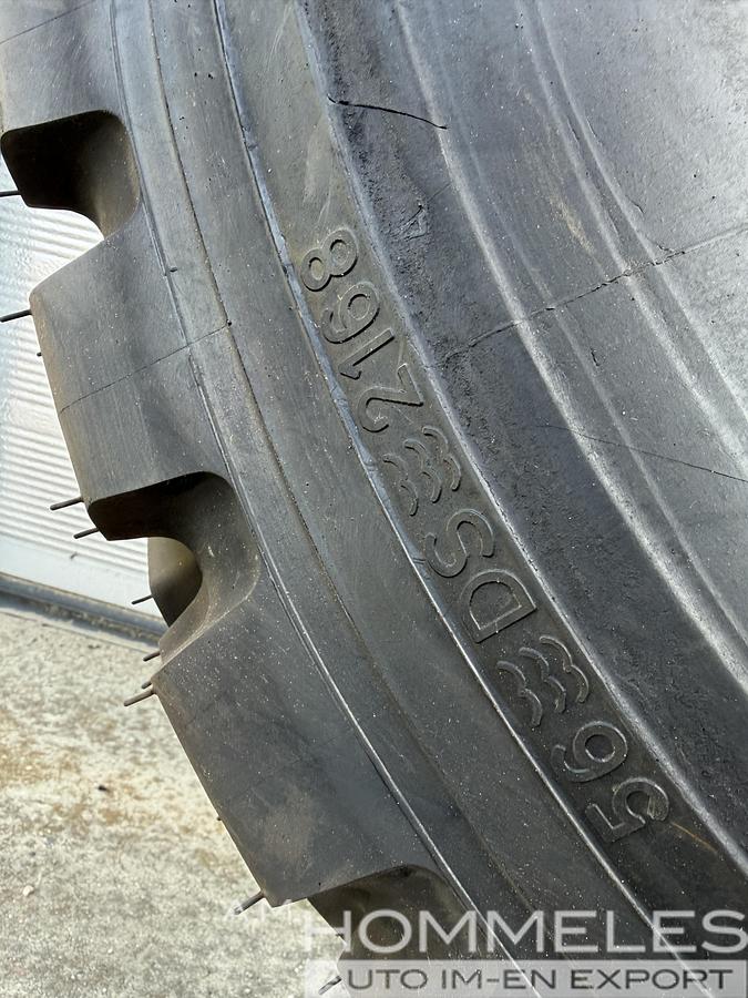 Used MICHELIN X - 13.00R20 RETREADED