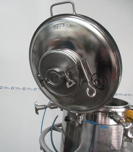 Used 1999 E T A 126 litres inox