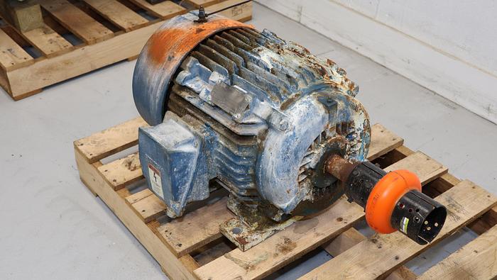 Used Siemens RGZEESD 15 HP A/C Motor #44454