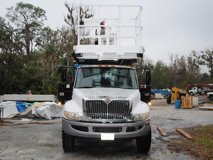 Used Altec LS63 on 2015 International 4300 SBA 4x2 Reg Cab Flatbed Truck - M37501