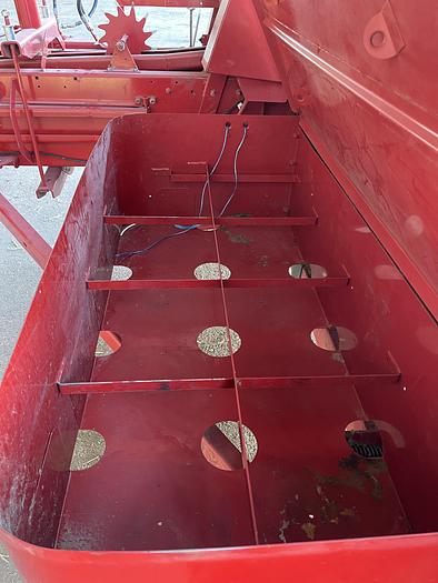 Used 2015 New Holland BC5070 Baler - 2 String