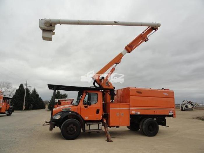 Used 2011 FREIGHTLINER BUSINESS CLASS M2 106