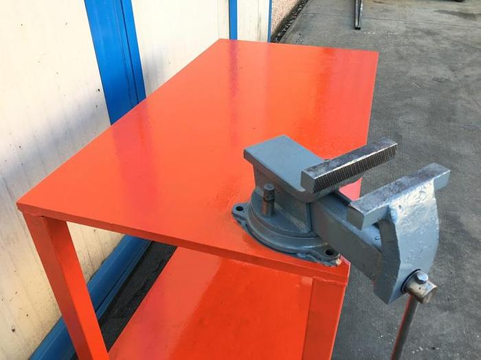 Usato TAVOLO ROBUSTO : 110 cm x 60 cm / sp. piano 20 mm