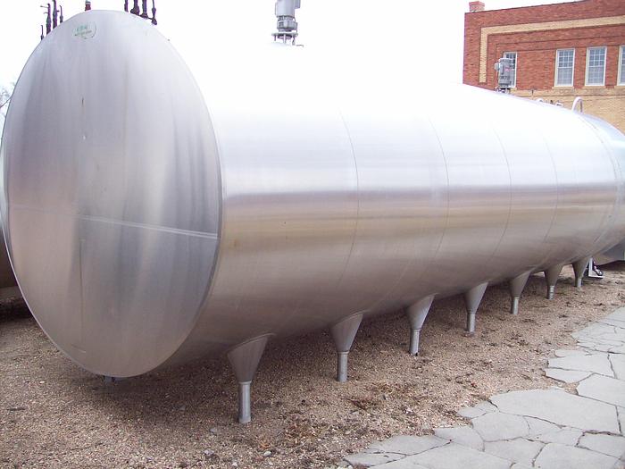 Used 7000gallon DariKool Bulk Tank