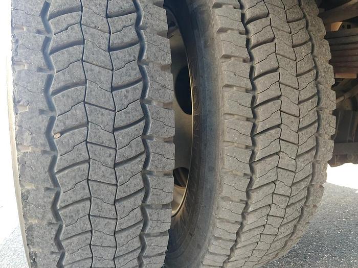 Used Altec AT37G 42ft Bucket Boom on 2018 Ford F550 Reg Cab Utility Truck - 75432